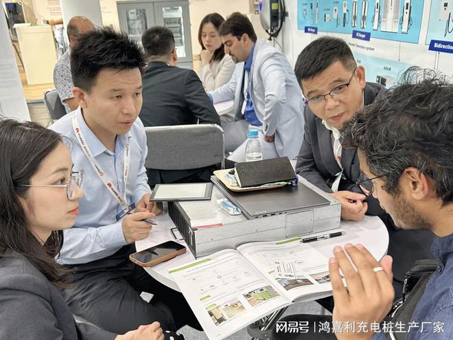 闪耀2024欧洲智慧能源展丨鸿嘉利聚焦创新技术共筑全球碳中和未来(图12)