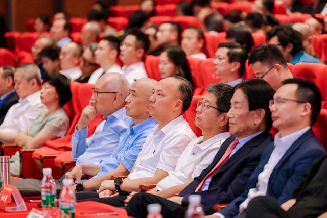 增设艾特奖城市公共艺术大奖2024粤港澳建筑产业新质生产力大会召开(图2)