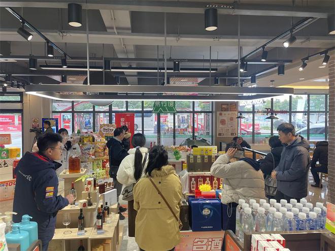 探秘智慧能源“黑科技”：中石化公众开放日体验城市服务新场景(图5)