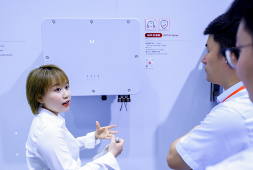 “源网荷储智”生态绽放固德威2025SNEC领航智慧能源新时代(图6)