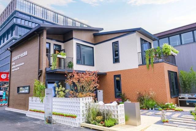 从“永不融化的冰”到“五天可住的房”科技如何解锁体育、建筑行业新场景？(图1)