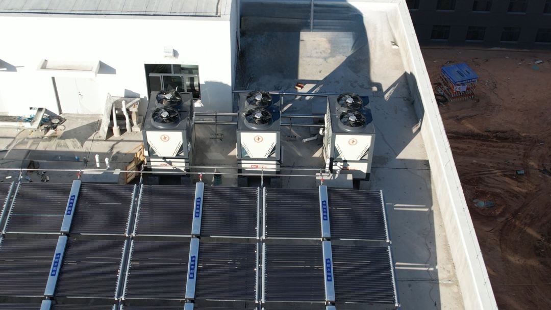 案例日供1020吨！中广欧特斯打造工业园区高效节能热水系统(图5)